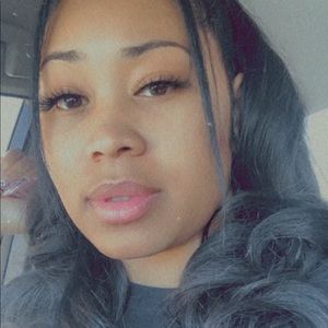 Meet your Posher, Kenyata